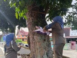 Merusak Pemandangan, Spanduk dan Baliho Dibuang 7 Merusak Pemandangan, Spanduk dan Baliho Dibuang