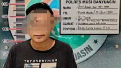Terduga pengedar narkoba yang diamankan polisi
