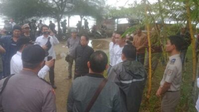 Suasana jelang pelaksanaan upaya pengukuran tanah