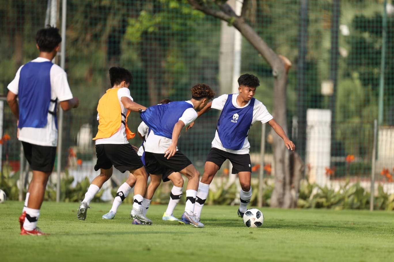 Tim asuhan Bima Sakti jalani latihan. (pssi)