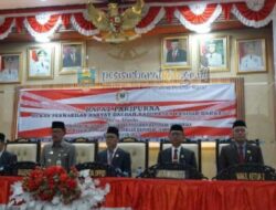 Dengarkan Pidato Kenegaraan, Ketua DPRD Pesisir Barat Pimpin Rapat Paripurna