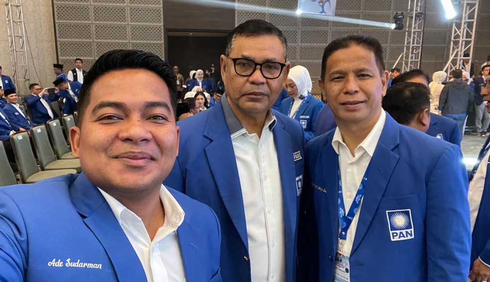 Ade Sudarman bersama petinggi Partai Amanat Nasional