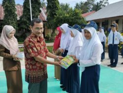 Siswa dan Guru Digempur Gawai, Membaca Buku Jangan Ditinggalkan