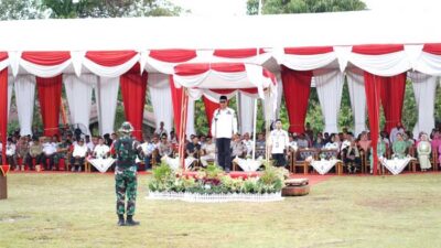 TNI Buka Jalan Bersama Masyarakat Tanjung Alai, Rumah Tak Layak Huni Diperbaiki