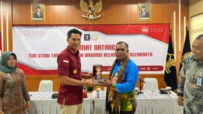 Menuju Wilayah Birokrasi Bersih Melayani, Imigrasi Biak Studi Tiru ke Imigrasi Yogyakarta