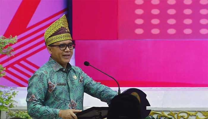 Menteri Pendayagunaan Aparatur Negara dan Reformasi Birokrasi (MenpanRB), Abdullah Azwar Anas. (riau.go.id)