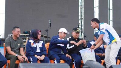 Penarikan doorprize usai senam massal