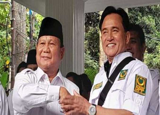 Prabowo Subianto dan Yusril Ihza Mahendra. (viva.co.id)