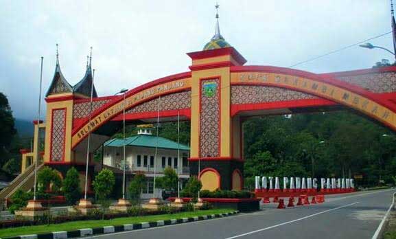 Batas kota Padang Panjang.