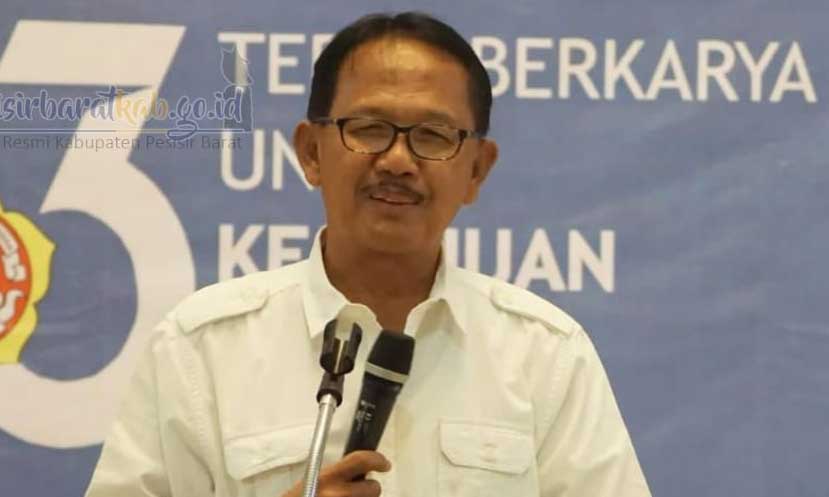 Bupati Agus Istiqlal