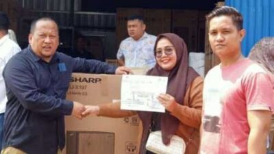 Salurkan Dana Pokir Miliaran Rupiah, Anggota DPRD Padang Bantu UMKM, Sarana Pendidikan dan Objek Wisata