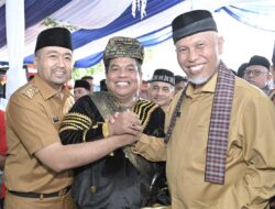 Nagari Pakandangan Baralek Gadang, Gelar Datuak Putiah Suku Sikumbang Dikukuhkan ke Bupati Padang Pariaman 12 Nagari Pakandangan Baralek Gadang, Gelar Datuak Putiah Suku Sikumbang Dikukuhkan ke Bupati Padang Pariaman