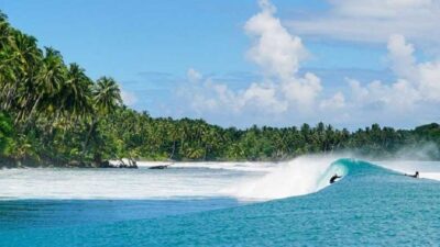Mentawai Kini Jadi Pusat Wisata Bahari Kelas Dunia