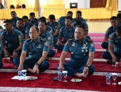 Lantamal VIII Peringati Maulid Nabi di Masjid Amirul Bahri 5 Lantamal VIII Peringati Maulid Nabi di Masjid Amirul Bahri