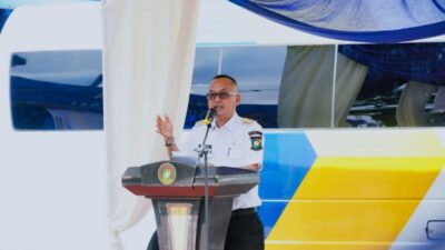 Peluncuran bus Damri ke Bangkinang dari Bandara SSK II Pekanbaru. (riau.go.id)