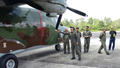 Pesawat yang dipergunakan untuk modifikasi cuaca. (riau.go.id)