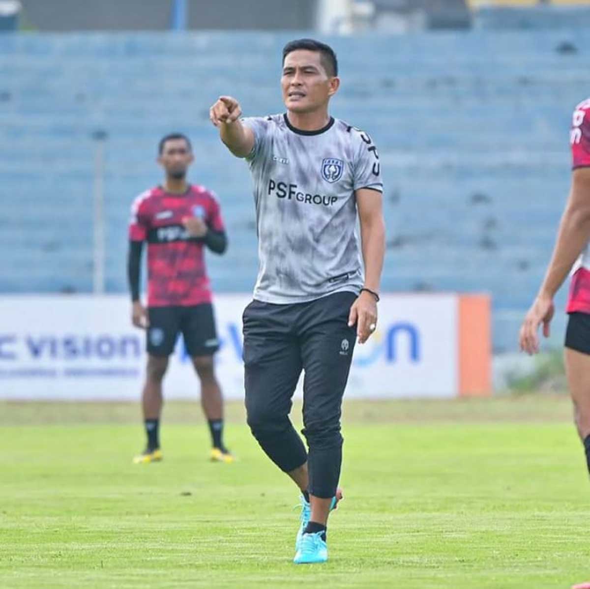 Pelatih PSPS Riau yang baru, Ridwan Saragih. (riau.go.id)