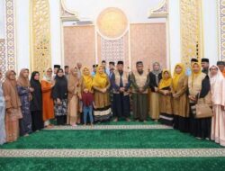 Wakil Gubernur Riau Tur Dakwah ke Sumbar, Warga Tanah Datar Bangga
