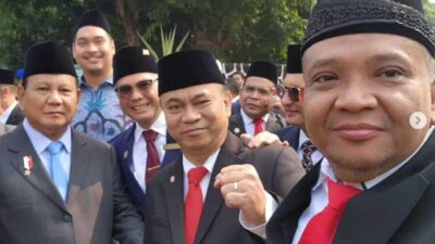 Prabowo foto bareng Wamentan di upacara Kesaktian Pancasila. (Dok. Instagram Budi Arie Setiadi)