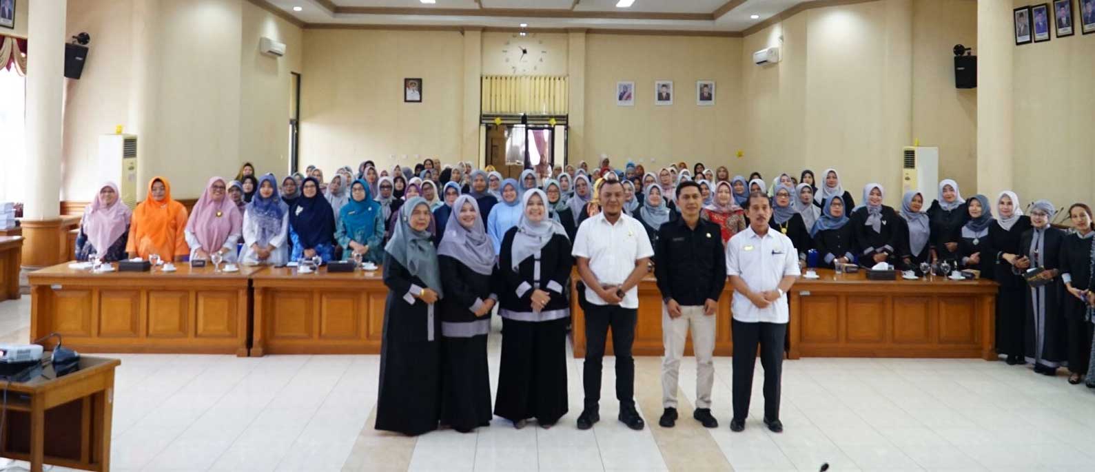 Foto bersama usai seminar