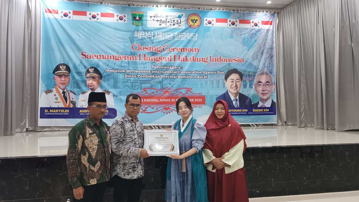 Penyerahan sertifikat