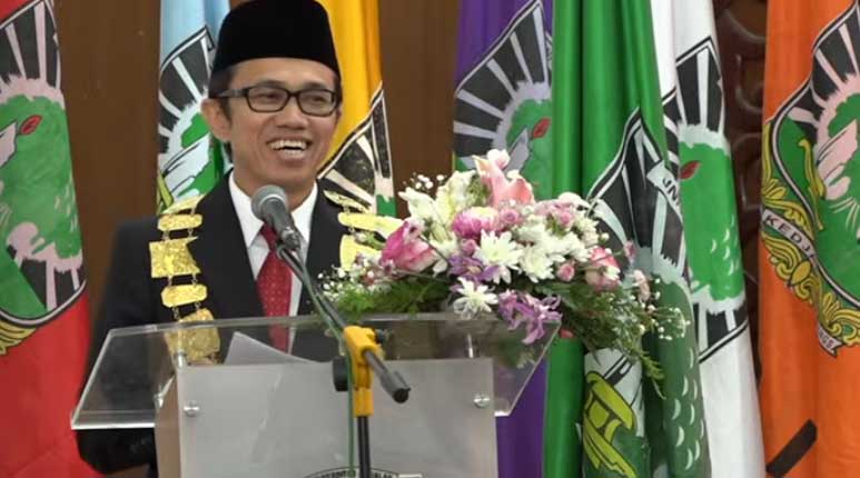 Rektor Unand, Efa Yonnedi