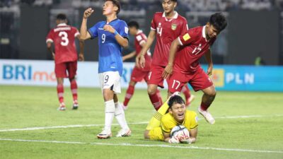 Kiper Timnas Indonesia berhasil selamatkan gawang tim asuhan Bima Sakti dari kebobolan pada laga Piala Dunia U-17. (pssi)