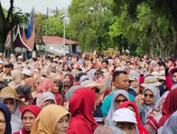 Ribuan Guru Ikuti Gerak Jalan Jantung Sehat di Batusangkar, Kalau Guru Dizalimi, Bupati Tanah Datar Siap Jadi Pembela 3 Ribuan Guru Ikuti Gerak Jalan Jantung Sehat di Batusangkar, Kalau Guru Dizalimi, Bupati Tanah Datar Siap Jadi Pembela