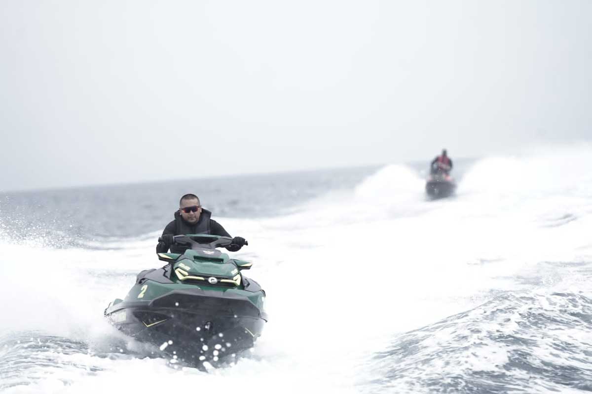 Wagub gunakan jetski dari Padang menuju Mentawai. (pemprov)
