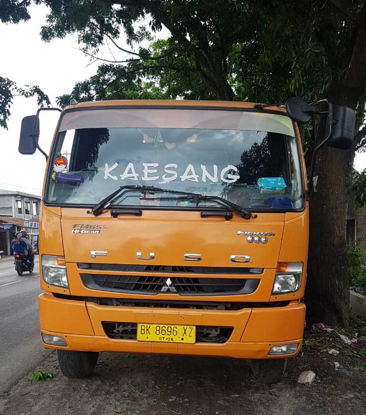 Truk dengan tulisan Kaesang di kaca depan dilaporkan tak diketahui keberadannya dan sopir tak bisa dikontak.