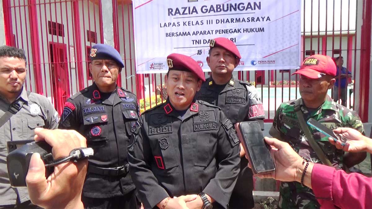 Petugas gabungan berikan keterangan pers