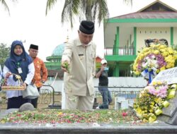 Namanya Diabadikan Jadi Nama Rumah Sakit Terbesar di Sumbar, Ini Sosok dan Kiprah M. Djamil, Generasi Milenial Wajib Baca 12 Namanya Diabadikan Jadi Nama Rumah Sakit Terbesar di Sumbar, Ini Sosok dan Kiprah M. Djamil, Generasi Milenial Wajib Baca
