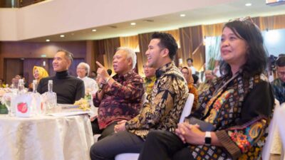Kiri ke kanan, Gita Wirjawan Basuki Hadimuljono Emil Dardak dan Diana Kusumastuti