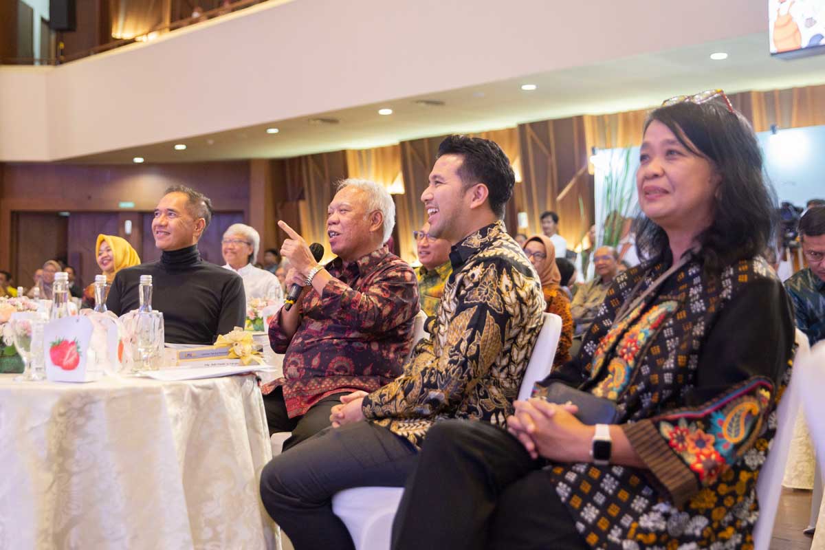 Kiri ke kanan, Gita Wirjawan Basuki Hadimuljono Emil Dardak dan Diana Kusumastuti