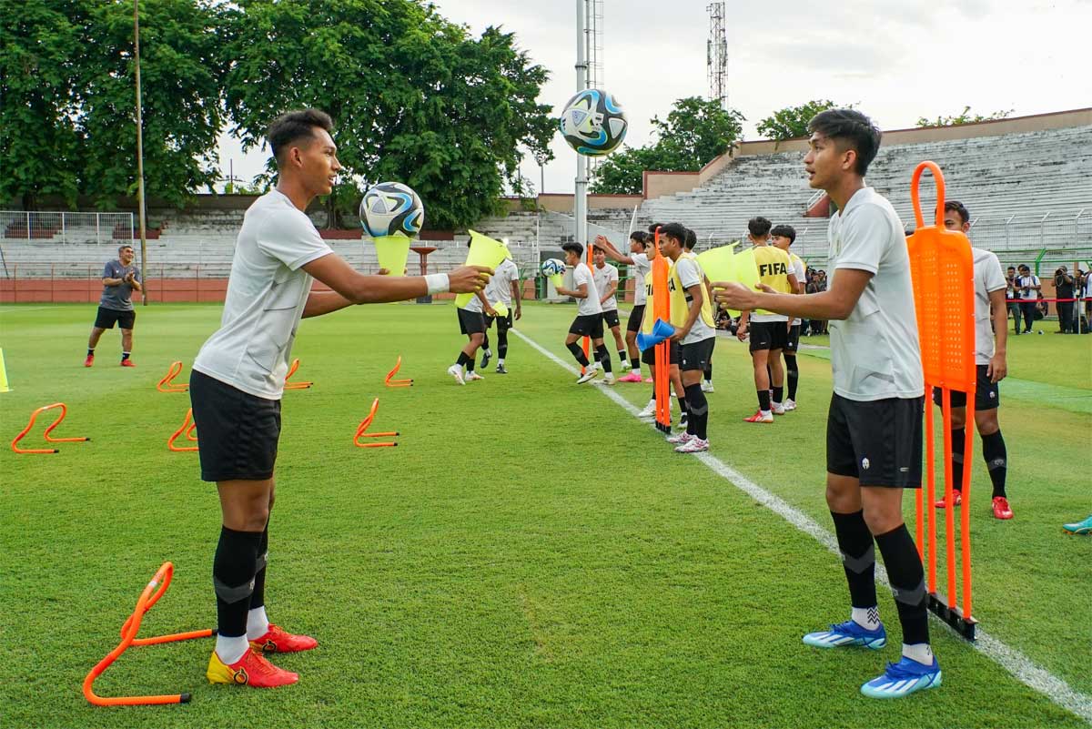 Pemain timnas U-17 Indonesia latihan di Surabaya jelang hadapi Maroko. (pssi)