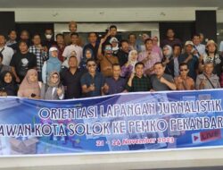 Wartawan dan Kominfo Kota Solok Kunjungi Riau Pos, Firman Agus Sebut Media Harus Kuasai Teknologi