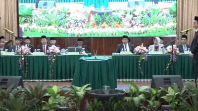 Sakti Wahyu Trenggono Lantik Efa Yonnedi Jadi Rektor Unand