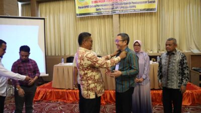 Tingkatkan Kapasitas, Pimpinan dan Anggota DPRD Padang Ikuti Bimtek di Bukittinggi
