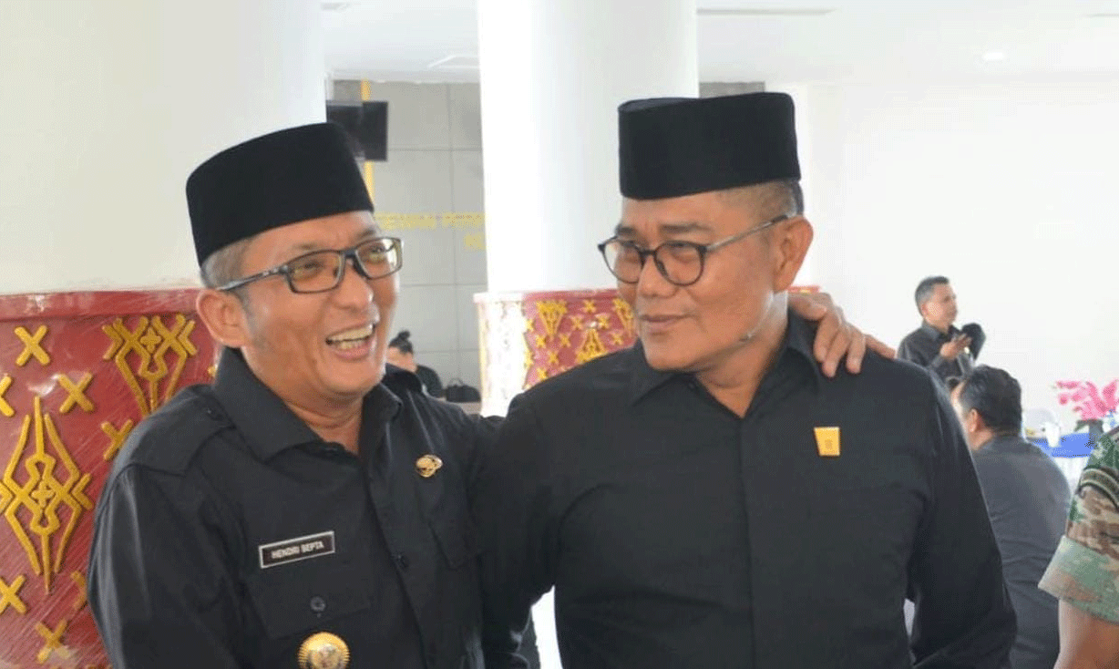 Wali Kota Hendri Septa dan Ketua DPRD, Syafrial Kani