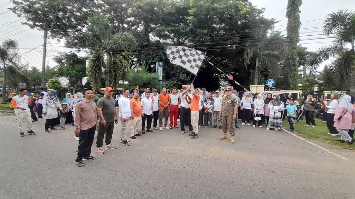 Jalan santai meriahkan peringatan HUT Nagari Sungai Kambut