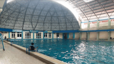 Kolam renang UNP