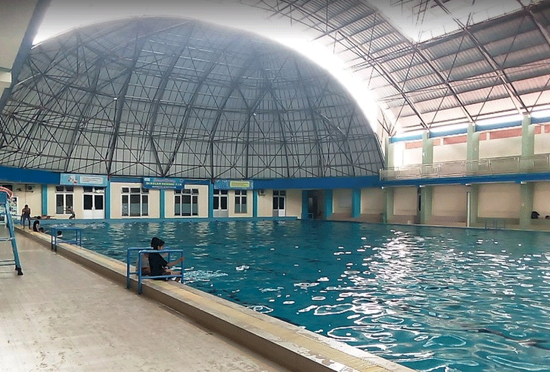 Kolam renang UNP