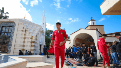 Pemain Timnas Indonesia Salat Jumat di Komplek Garden of Tolerance