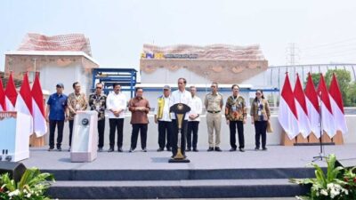 Presiden Joko Widodo meresmikan Stasiun Pompa Ancol Sentiong, Jakarta Utara, Senin (11/12/2023). BPMI Setpres/Muchlis Jr