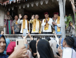 Kunjungi Nagari Saribu Rumah Gadang di Solok Selatan, Ustaz Abdul Somad: Seperti Kembali ke Lorong Waktu Minangkabau 11 Kunjungi Nagari Saribu Rumah Gadang di Solok Selatan, Ustaz Abdul Somad: Seperti Kembali ke Lorong Waktu Minangkabau