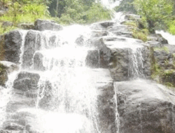 Air Terjun Sarasah, Destinasi Wisata Tersembunyi di Padang