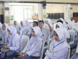 Guru dan Siswa SMAN 1 Talamau Kunjungi Universitas Andalas