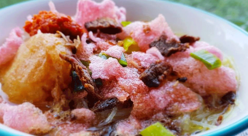 Semangkok soto yang lezat. (*)
