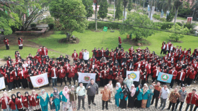 Foto bersama usai pelantikan