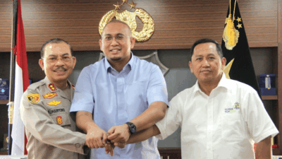 Foto bersama usai pertemuan.